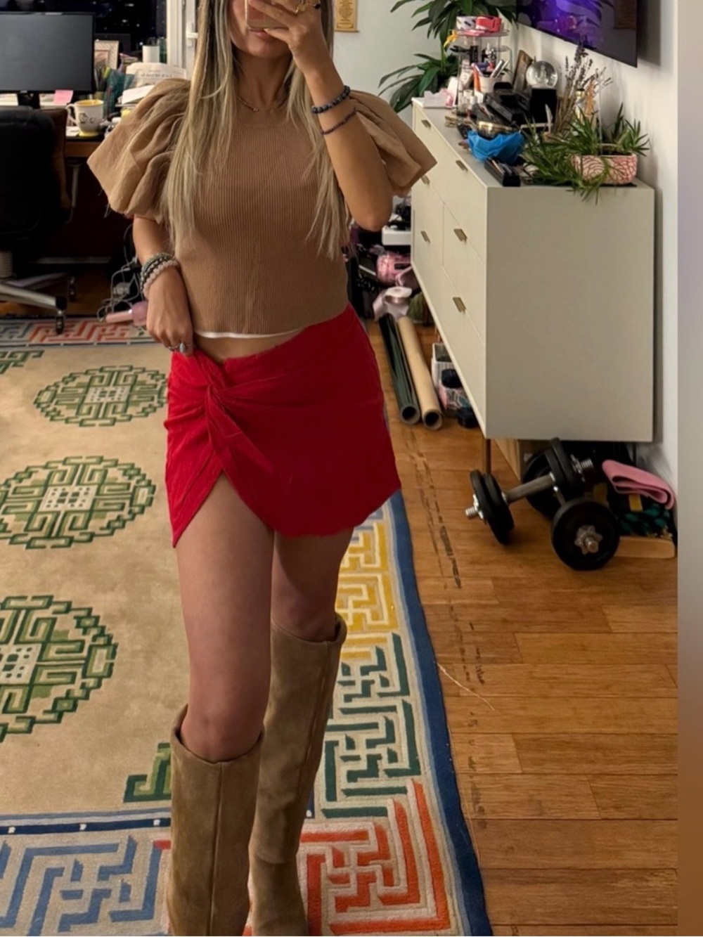 ⚡️White•Fox🦊Boutique•Red Knotted•Slit•Skirt